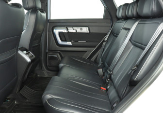 Подержанный автомобиль Jaecoo J7 2024 года (10 фото)