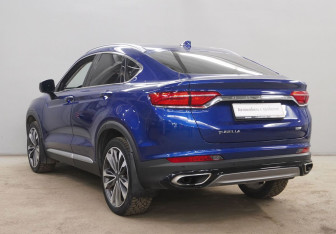 Подержанный автомобиль Geely Tugella 2022 года (7 фото)