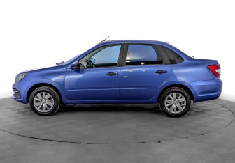Подержанный автомобиль LADA (ВАЗ) Granta Sedan 2019 года (8 фото)