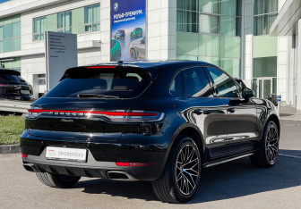 Подержанный автомобиль Porsche Macan 2020 года (5 фото)