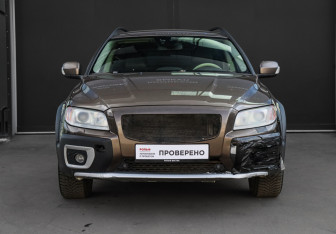 Подержанный автомобиль Volvo XC70 2011 года (2 фото)