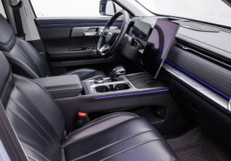 Подержанный автомобиль Jaecoo J7 2023 года (9 фото)
