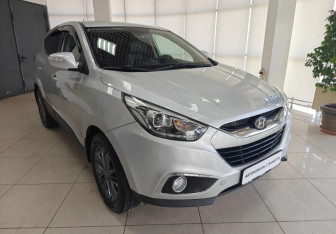 Подержанный автомобиль Hyundai ix35 2014 года (3 фото)