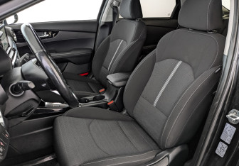 Подержанный автомобиль Kia Cerato Sedan 2020 года (20 фото)