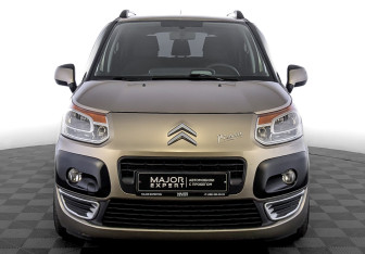 Подержанный автомобиль Citroen C3 Picasso 2012 года (2 фото)