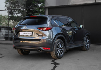 Подержанный автомобиль Mazda CX-5 2018 года (4 фото)