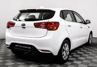 Подержанный автомобиль Kia Rio Hatchback 2017 года (3 фото)
