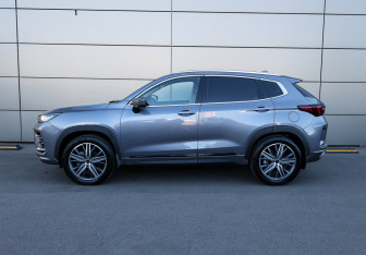 Подержанный автомобиль Exeed LX 2022 года (8 фото)