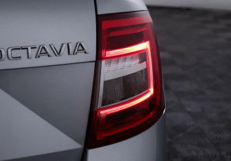 Подержанный автомобиль Skoda Octavia Wagon 2018 года (6 фото)