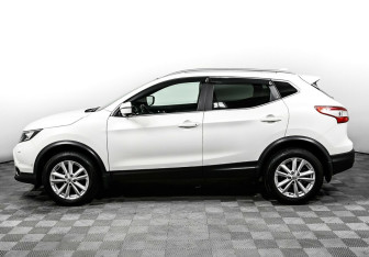 Подержанный автомобиль Nissan Qashqai 2018 года (3 фото)