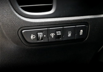 Подержанный автомобиль Kia Rio Sedan 2020 года (26 фото)