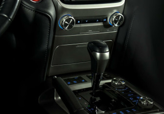 Подержанный автомобиль Toyota Land Cruiser Suv 2019 года (12 фото)