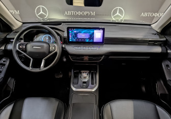 Подержанный автомобиль Haval Jolion 2022 года (14 фото)