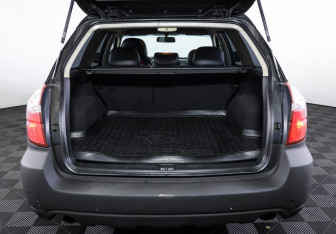 Подержанный автомобиль Subaru Outback Wagon 2006 года (9 фото)