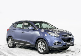 Подержанный автомобиль Hyundai ix35 2012 года (3 фото)