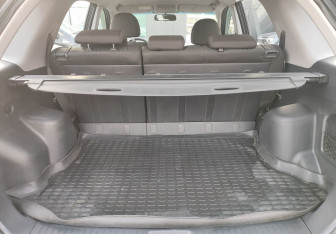 Подержанный автомобиль Kia Sportage 2010 года (13 фото)