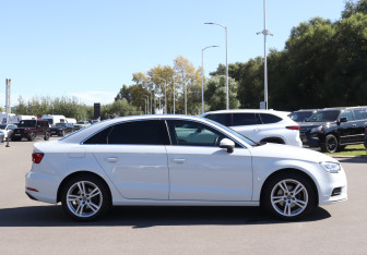 Подержанный автомобиль Audi A3 Sedan 2019 года (4 фото)