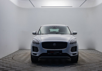 Подержанный автомобиль Jaguar E-Pace 2018 года (2 фото)
