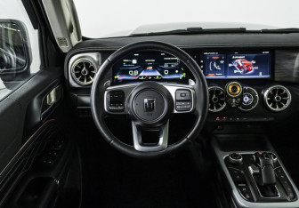 Подержанный автомобиль Tank 300 2024 года (11 фото)