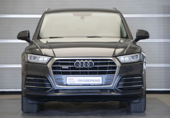 Подержанный автомобиль Audi Q5 2020 года (2 фото)