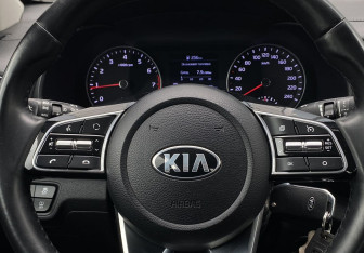 Подержанный автомобиль Kia Cerato Sedan 2021 года (15 фото)