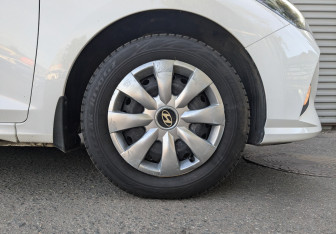 Подержанный автомобиль Hyundai Solaris Sedan 2021 года (18 фото)