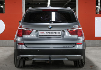Подержанный автомобиль BMW X3 2012 года (6 фото)