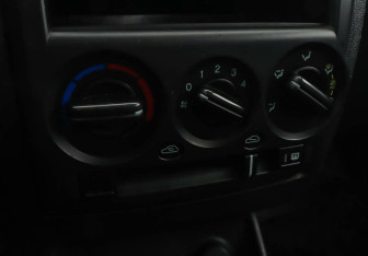 Подержанный автомобиль Hyundai Getz 2010 года (10 фото)