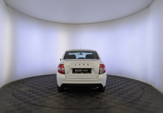 Подержанный автомобиль LADA (ВАЗ) Granta Sedan 2022 года (6 фото)
