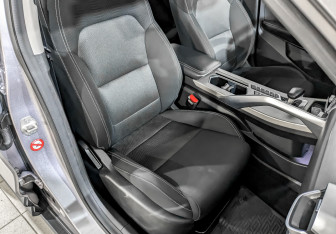 Подержанный автомобиль Geely Coolray 2022 года (22 фото)