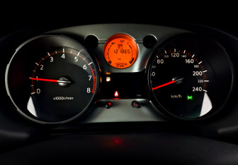 Подержанный автомобиль Nissan Qashqai 2008 года (13 фото)