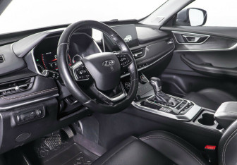 Подержанный автомобиль Chery Tiggo 8 2021 года (12 фото)