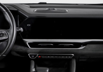 Подержанный автомобиль Geely Monjaro 2024 года (13 фото)