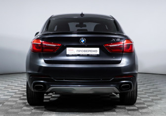 Подержанный автомобиль BMW X6 2016 года (6 фото)
