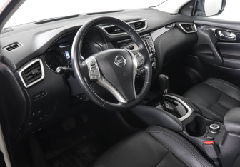 Подержанный автомобиль Nissan Qashqai 2018 года (9 фото)