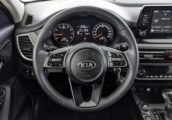 Подержанный автомобиль Kia Seltos 2021 года (22 фото)