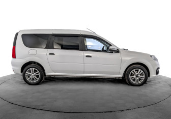 Подержанный автомобиль LADA (ВАЗ) Largus Wagon 2024 года (4 фото)