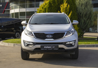 Подержанный автомобиль Kia Sportage 2012 года (2 фото)