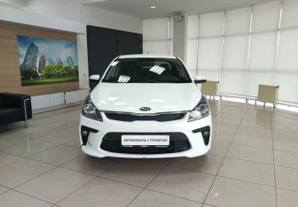 Подержанный автомобиль Kia Rio Sedan 2018 года (2 фото)
