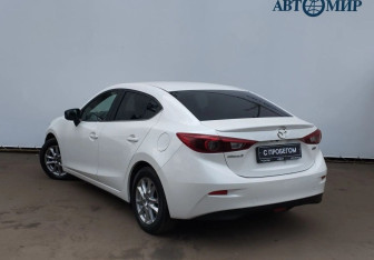 Подержанный автомобиль Mazda 3 Sedan 2016 года (7 фото)