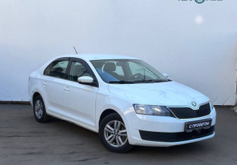 Подержанный автомобиль Skoda Rapid Liftback 2018 года (3 фото)