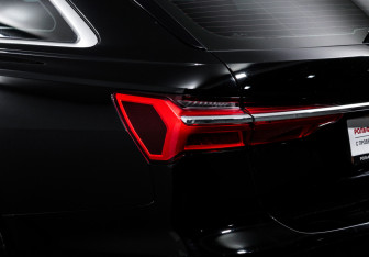Подержанный автомобиль Audi A6 Wagon 2019 года (16 фото)