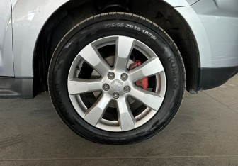 Подержанный автомобиль Mitsubishi Outlander 2012 года (19 фото)