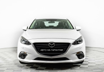 Подержанный автомобиль Mazda 3 Sedan 2015 года (2 фото)