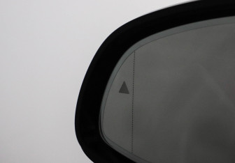 Подержанный автомобиль BMW X5 2024 года (18 фото)