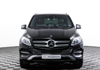 Подержанный автомобиль Mercedes-Benz GLE 2015 года (2 фото)