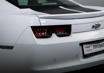 Подержанный автомобиль Chevrolet Camaro Coupe 2012 года (16 фото)
