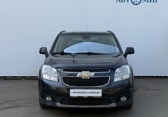 Подержанный автомобиль Chevrolet Orlando 2012 года (2 фото)
