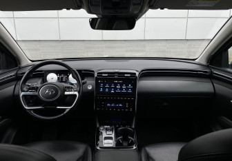 Подержанный автомобиль Hyundai Tucson 2022 года (12 фото)