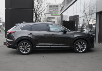 Подержанный автомобиль Mazda CX-9 2018 года (4 фото)
